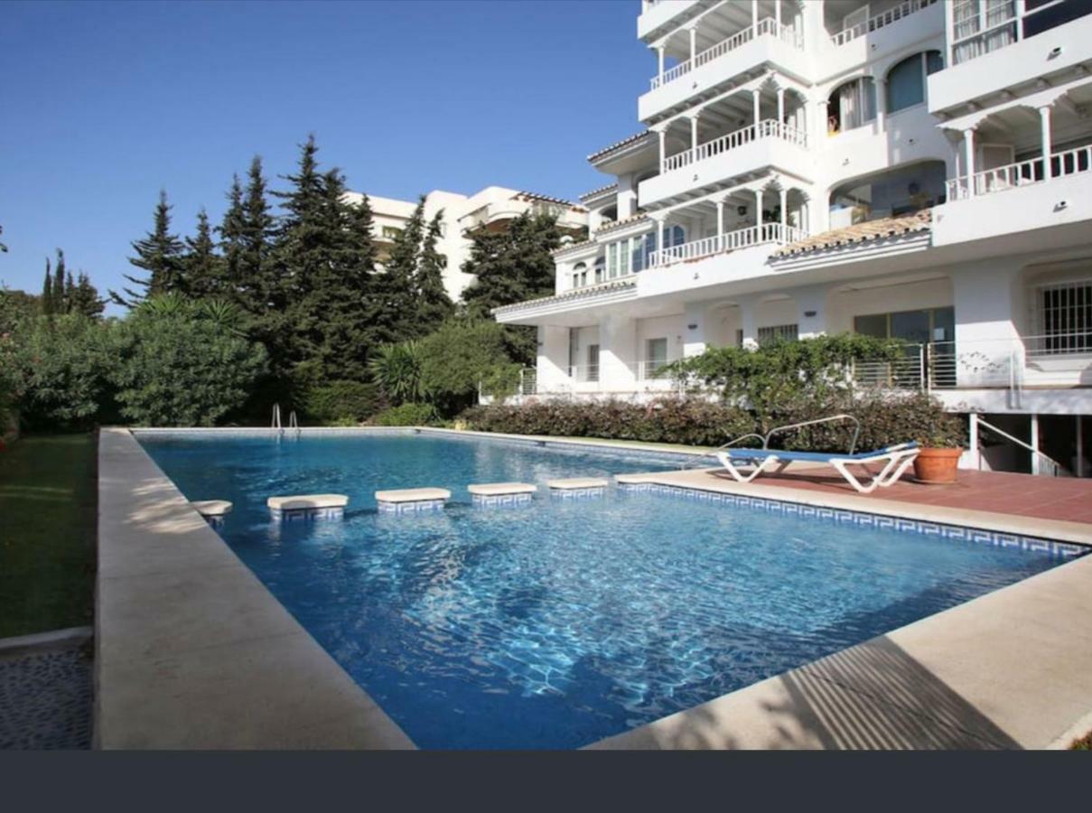 Apartment Jardines Tropicales Puerto Banus Marbella
